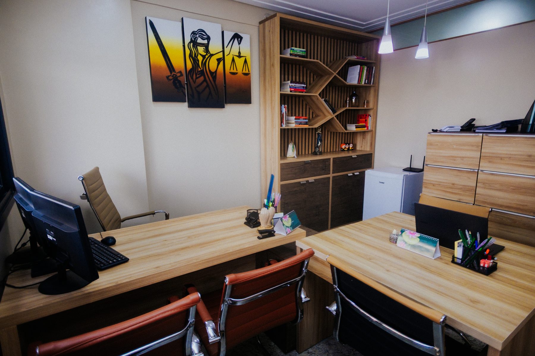 Sala de atendimento do escritório da LCA Advocacia em Belém